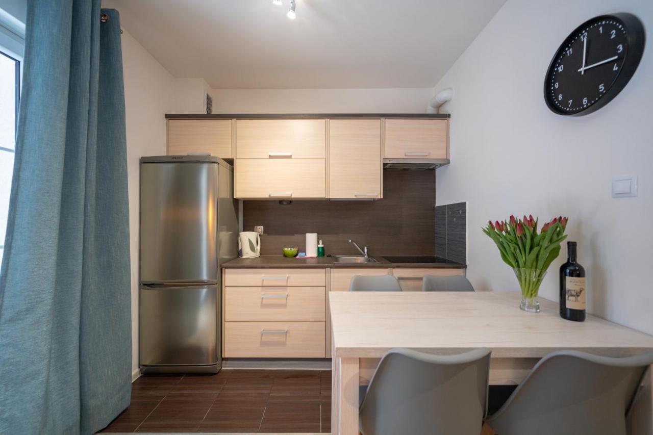 שצ'קלארסקה פוראובה Rentplanet - Apartamenty Pstrowskiego מראה חיצוני תמונה